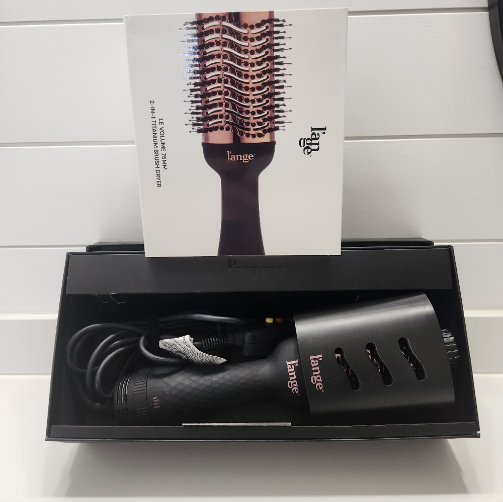 Lange Le Volume 75MM Hot Air Styling Brush in Black - Picture 2 of 5